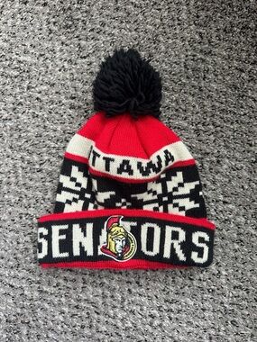 Ottawa Senators Pom Pom Knit Beanie
